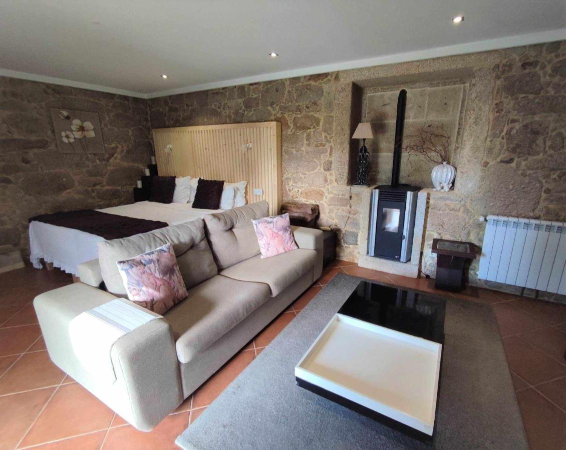 Casas Casal Do Carvalhal - Séjour à la campagne Amares